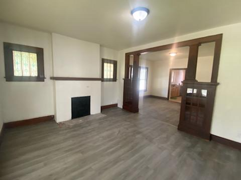 901 23rd St - Photo 6 of 28