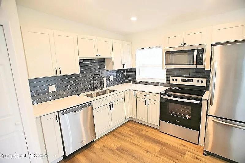 317 Live Oak Ln - Photo 5 of 9