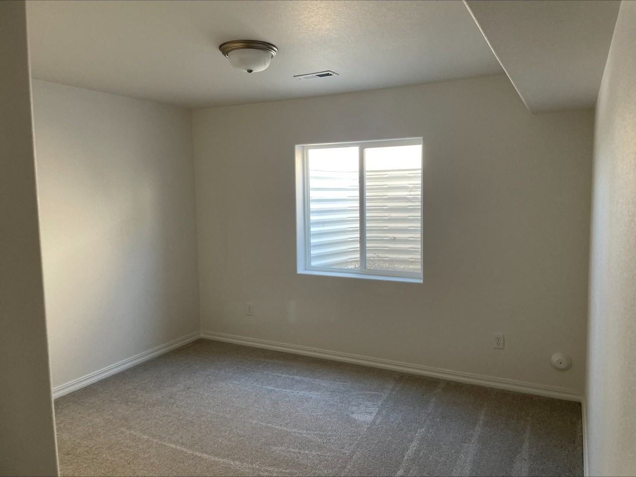 9844 Meridian Hills Trl - Photo 5 of 18
