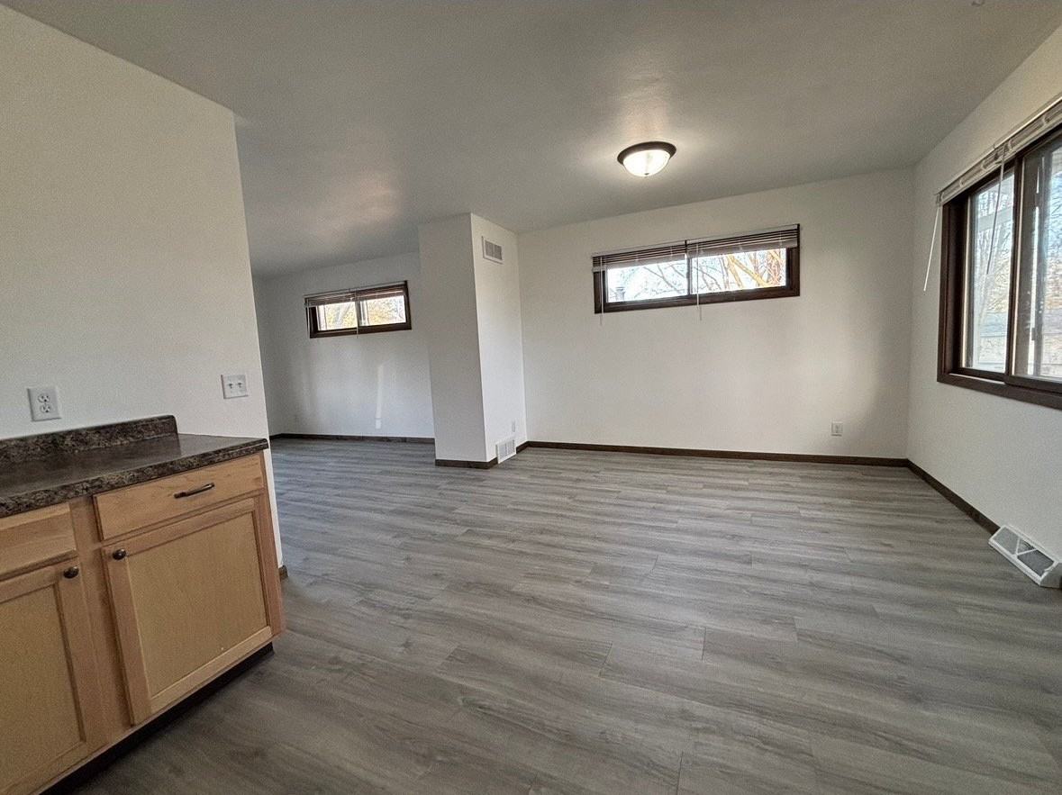 3710 Sunbrook Rd - Photo 5 of 12