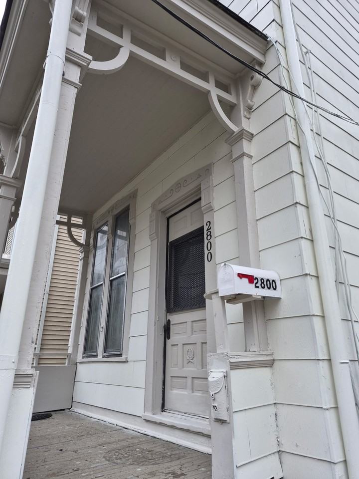 2800 Jefferson Ave - Photo 2 of 15