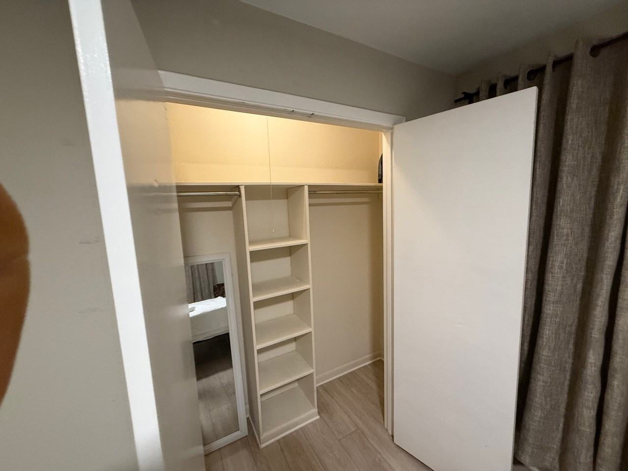 1504 Avenue F - Photo 4 of 13