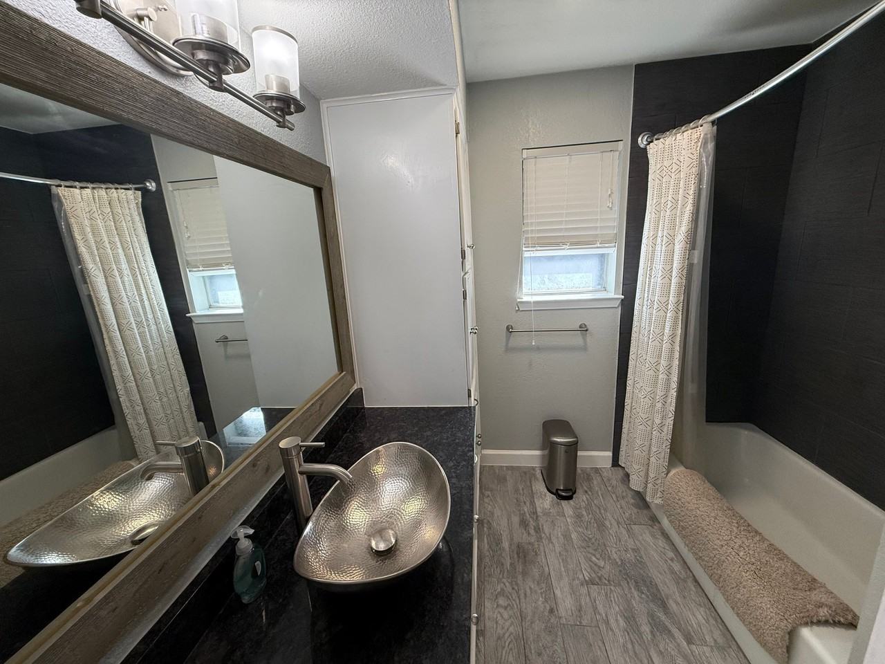 1504 Avenue F - Photo 7 of 13