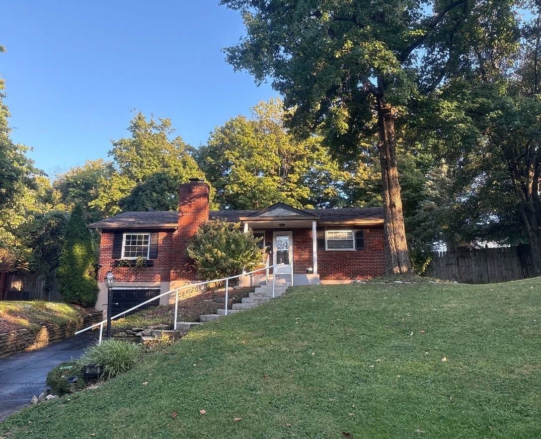 3523 Susan Lewis Dr - Photo 2 of 13