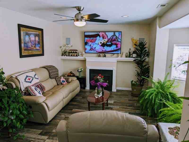 1650 W Southgate Ave - Photo 2 of 12