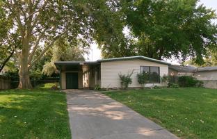 featured image of 1738 E Cloverdale Rd