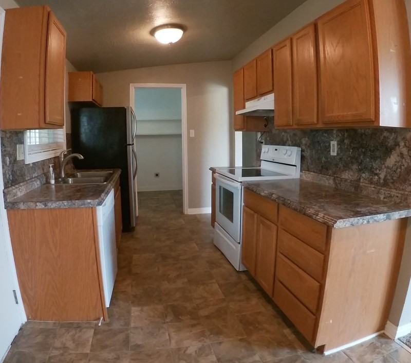 1738 E Cloverdale Rd - Photo 6 of 11