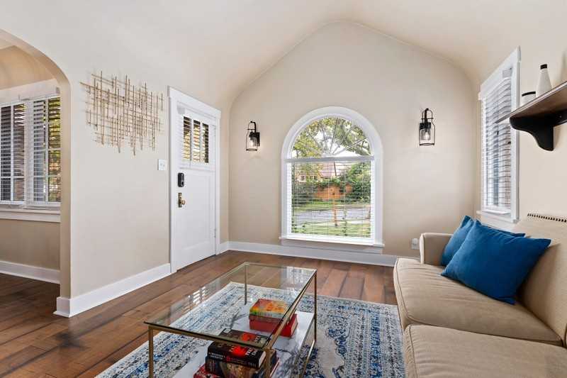 1478 E Laird Ave - Photo 4 of 23