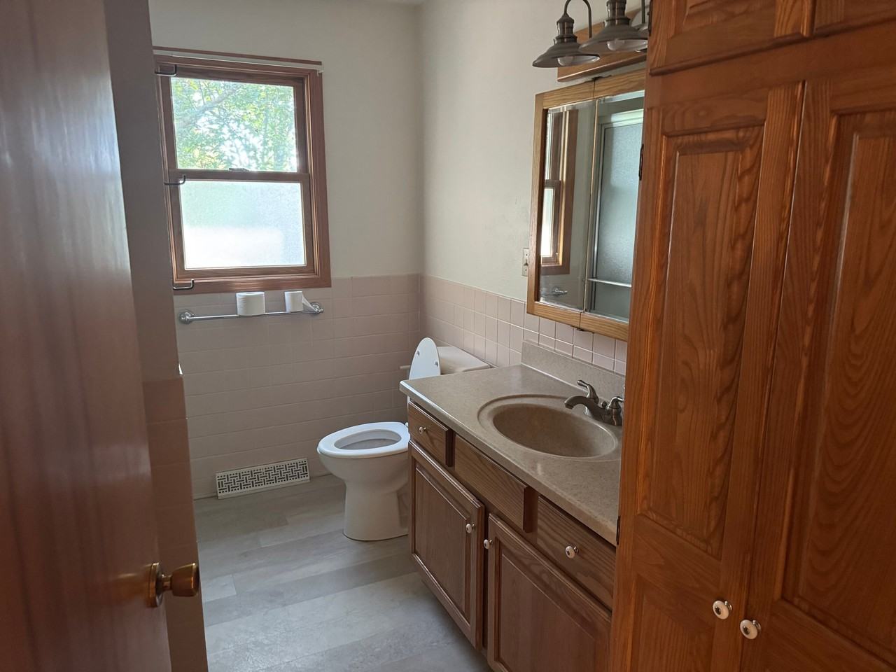 5852 N Walnut Street Rd - Photo 3 of 11