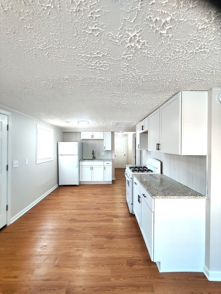 31 E Church St #1 - Photo 3 of 13