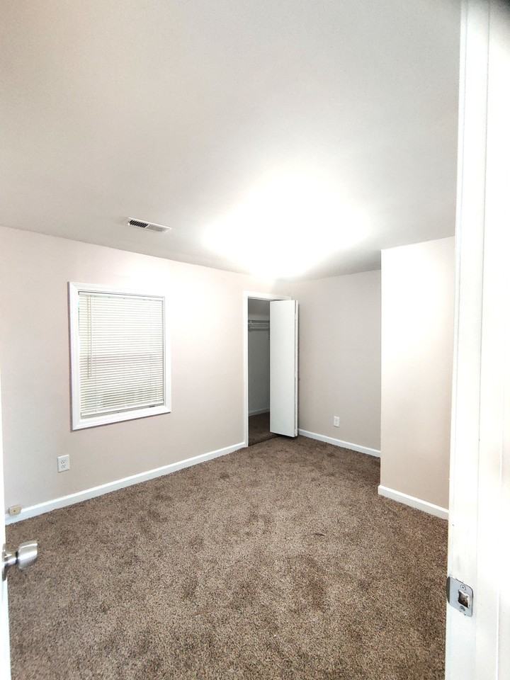 31 E Church St #1 - Photo 5 of 13