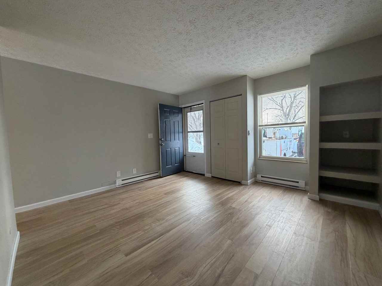 208 Forest Ln - Photo 2 of 19