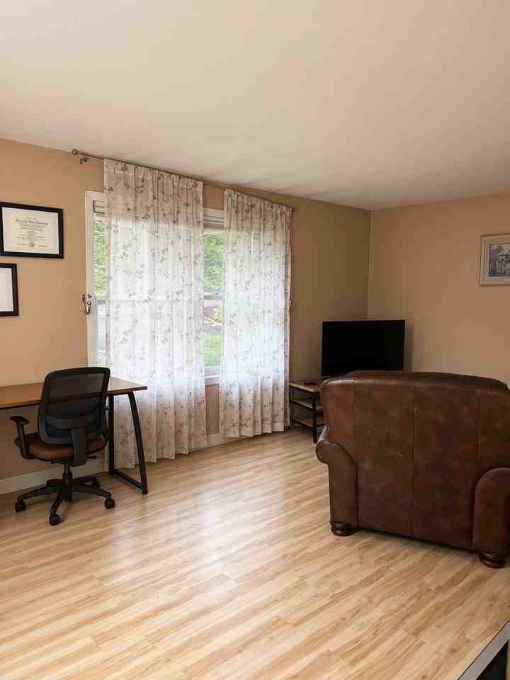 26 Peach St - Photo 2 of 7