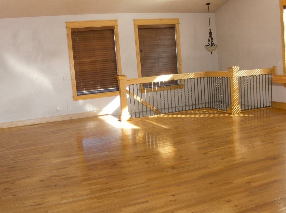 492 N St - Photo 3 of 9