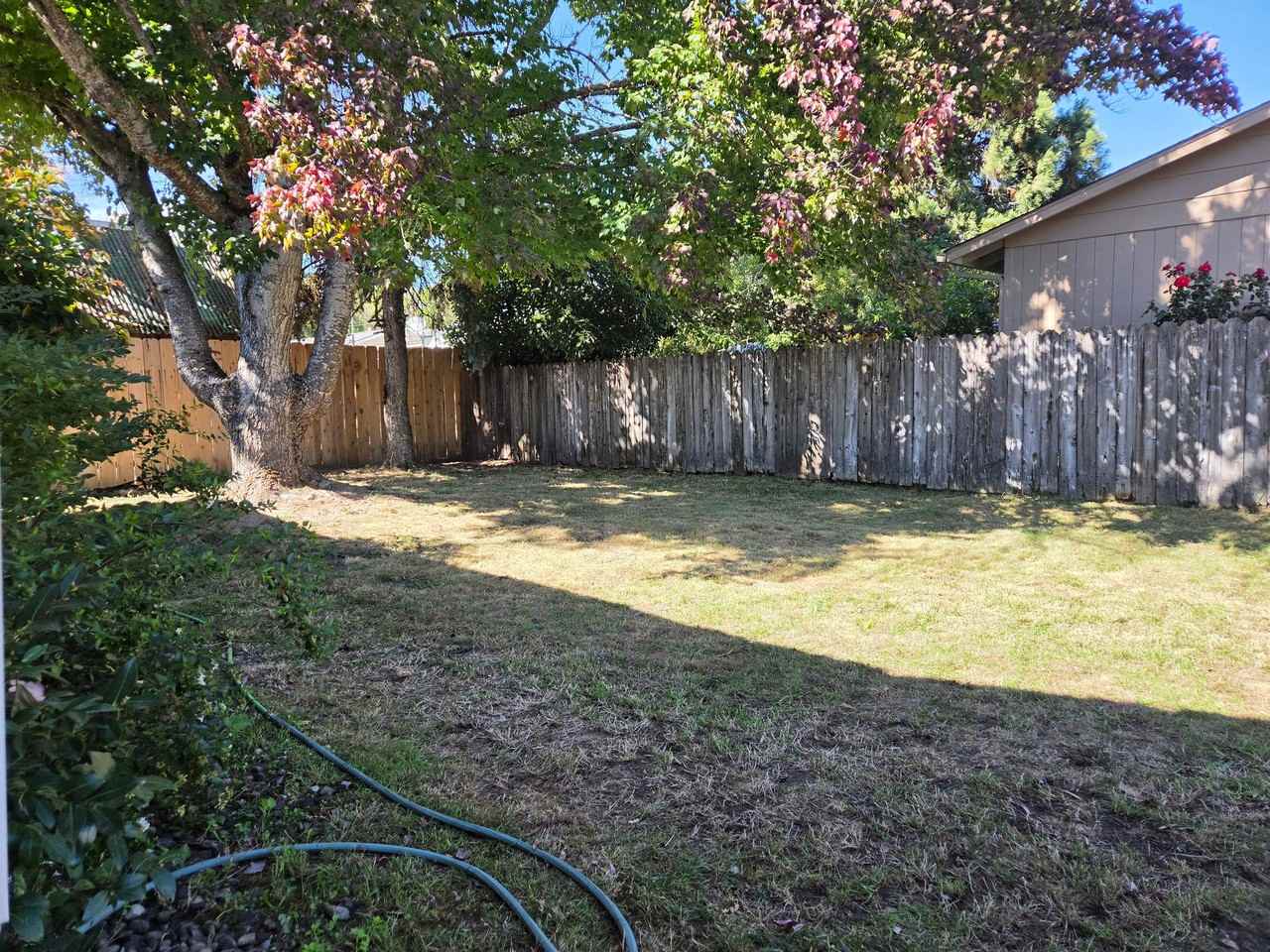 1325 Sw Jordan St #A - Photo 3 of 8