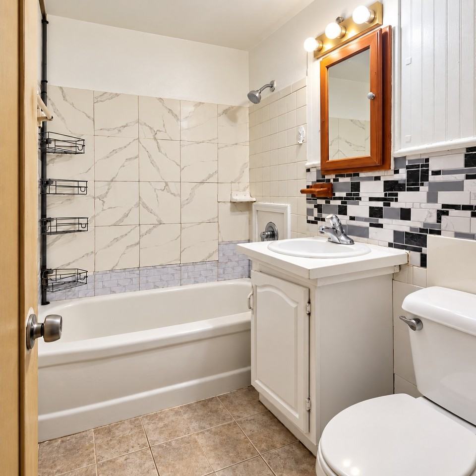 2914 Leith St - Photo 4 of 7