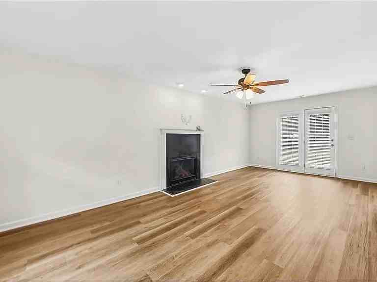 208 Fledgling Way - Photo 7 of 10