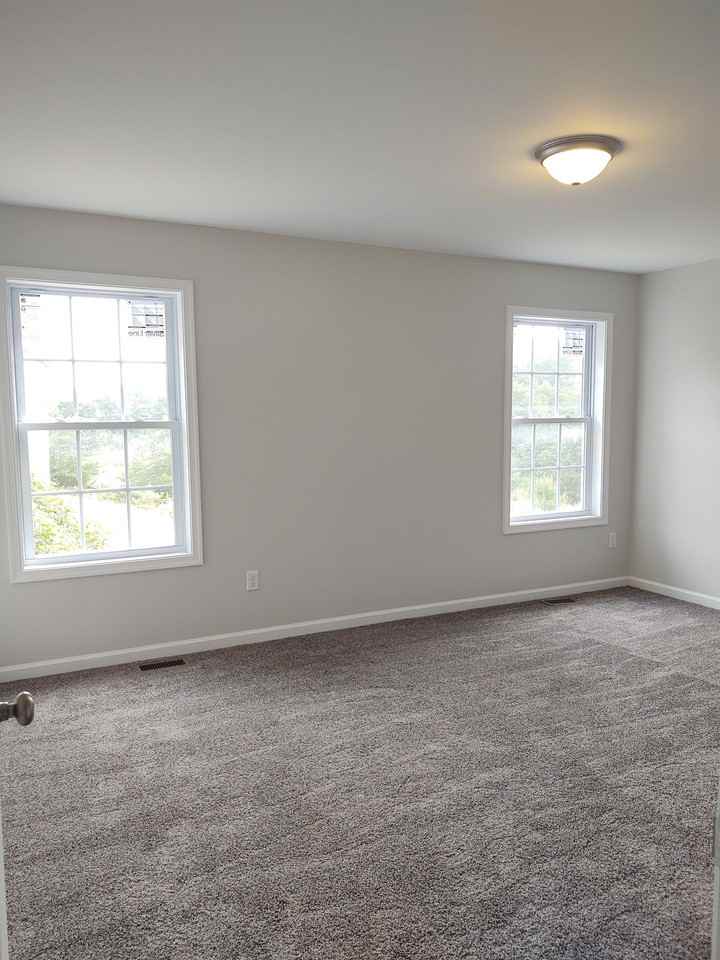 4126 Dixie Ave - Photo 5 of 8