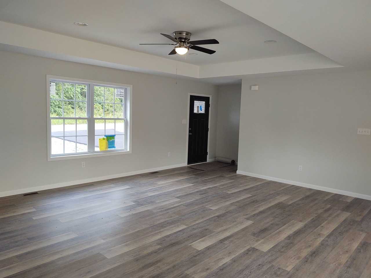 4126 Dixie Ave - Photo 6 of 8