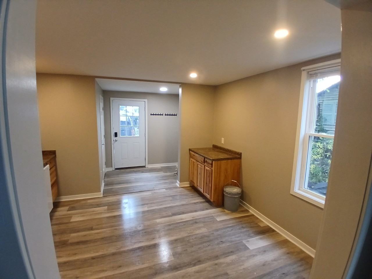 1407 Pennsylvania Ave #1407 - Photo 3 of 16