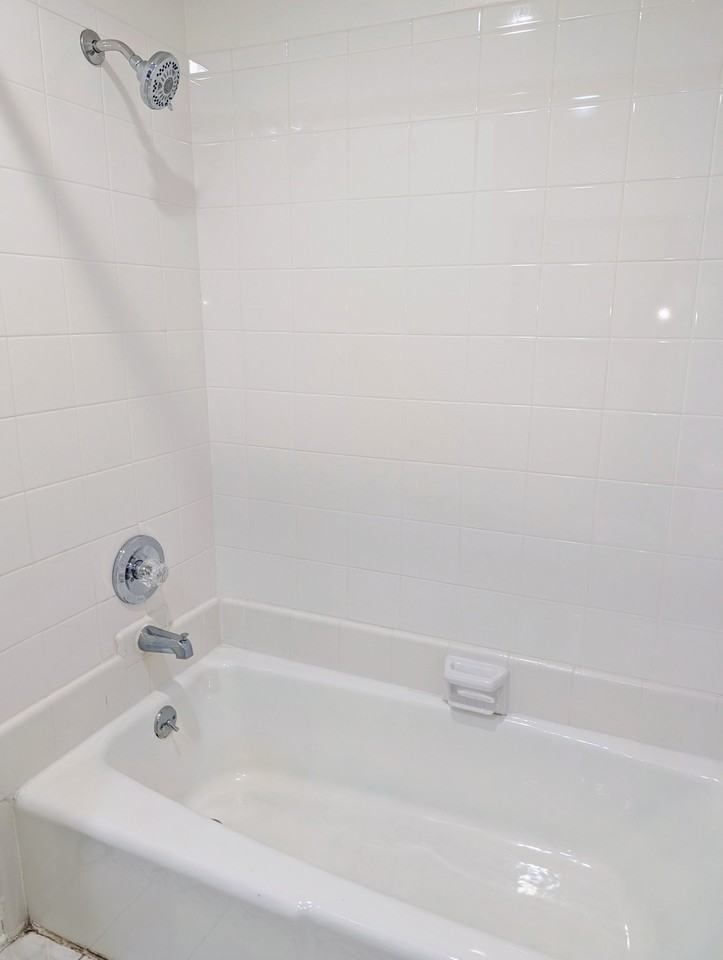 2870 W 235th St #14 - Photo 6 of 12