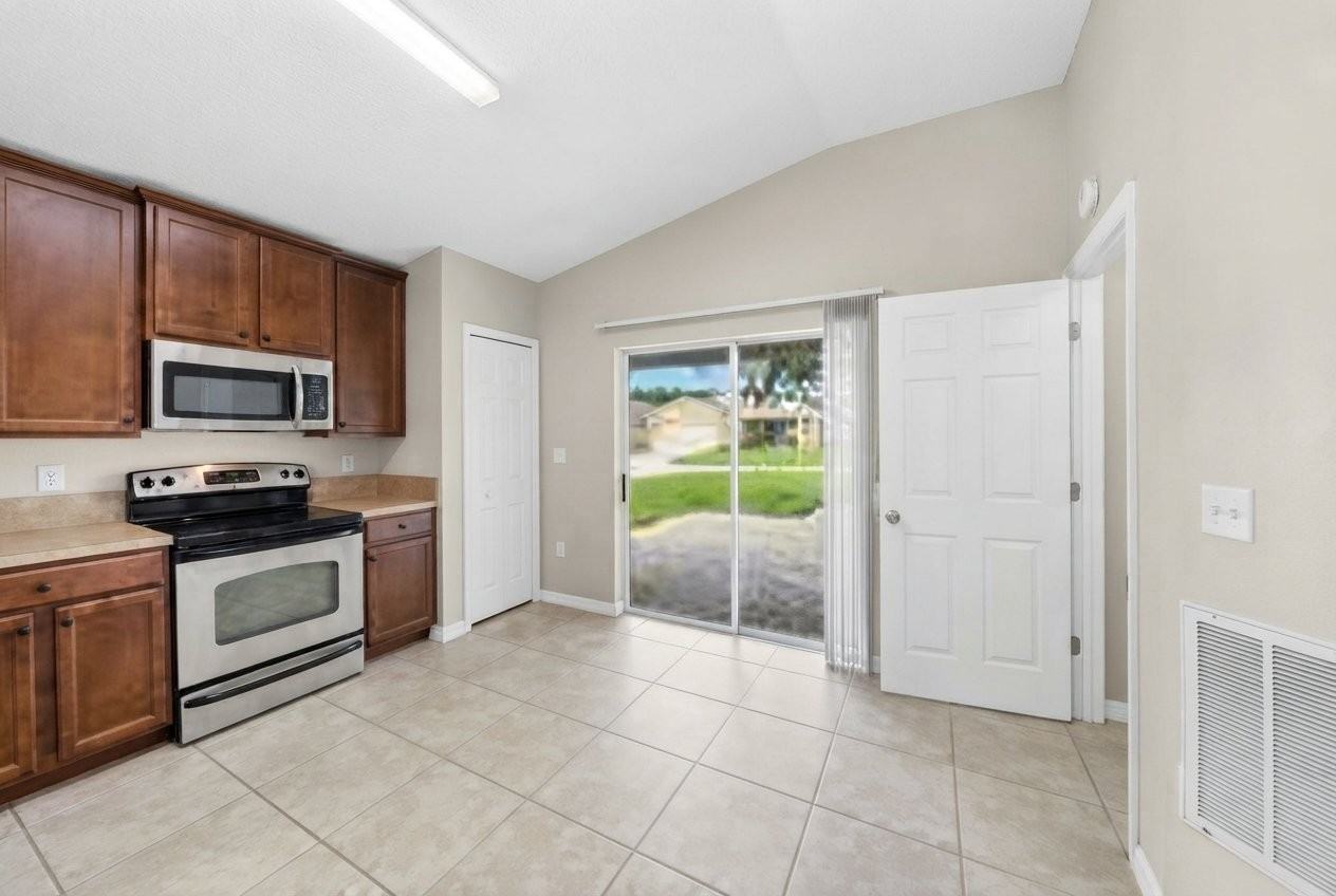 3369 Medici Blvd - Photo 3 of 11
