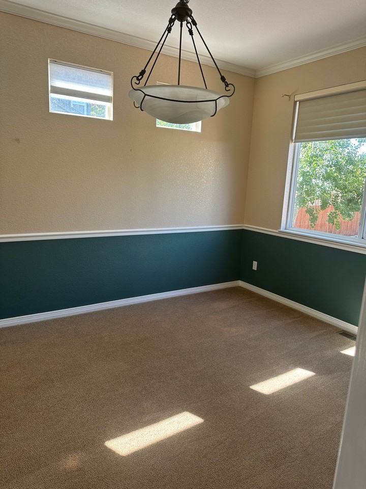 13821 Quail Ridge Dr - Photo 4 of 20