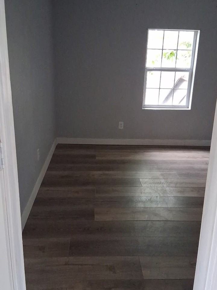230 Swst - Photo 2 of 8