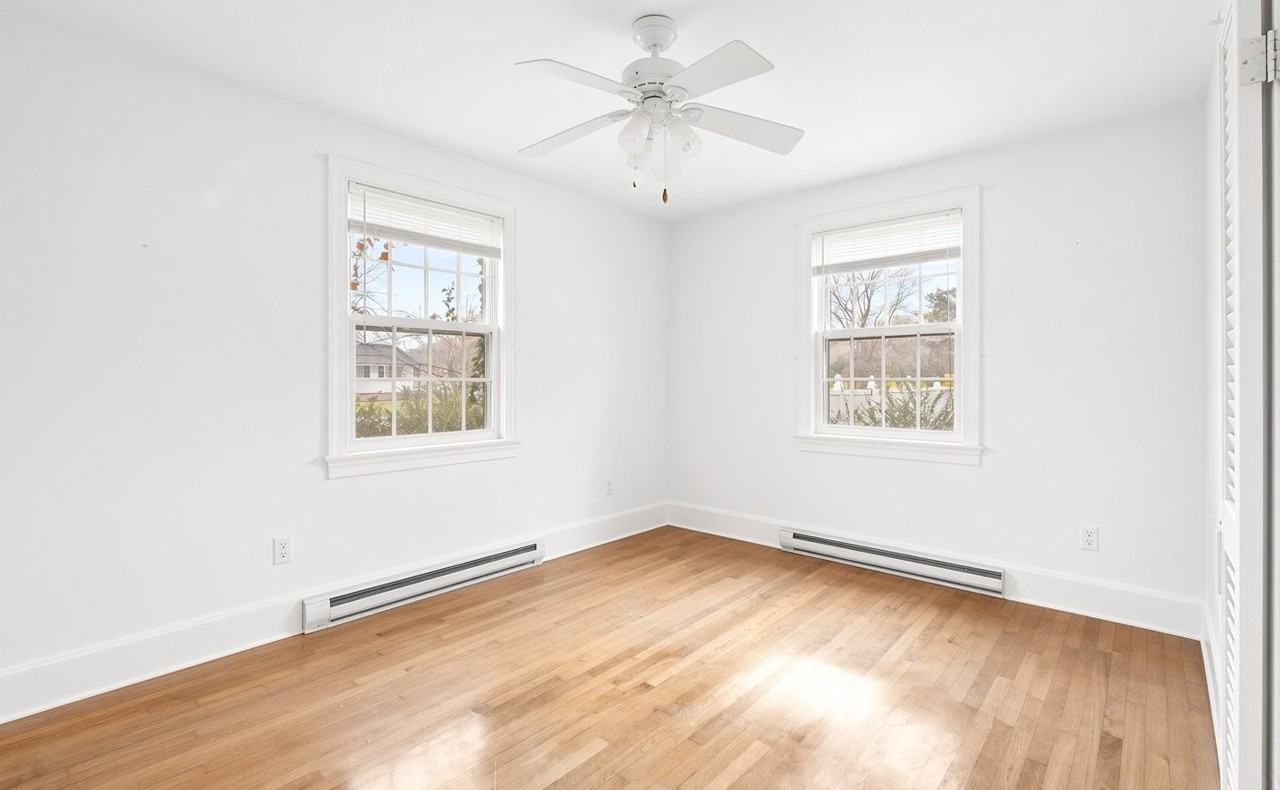 1002 Laurel St - Photo 6 of 16