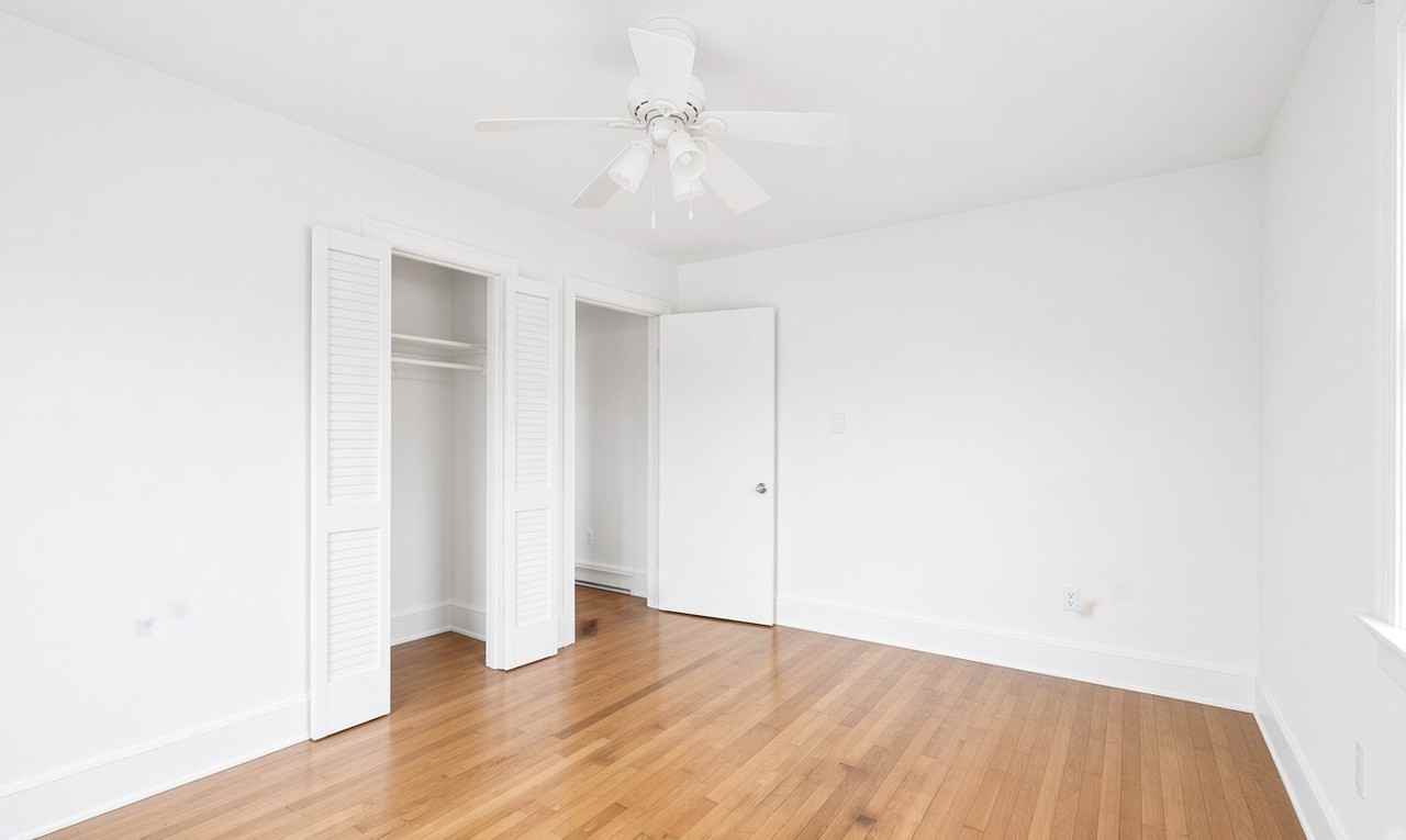 1002 Laurel St - Photo 7 of 16