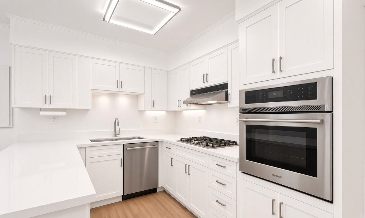 1000 Laurel St - Photo 5 of 16
