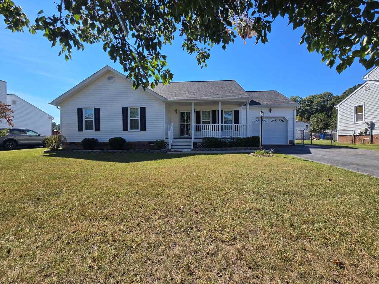 7500 Pineleaf Dr - Photo 2 of 19