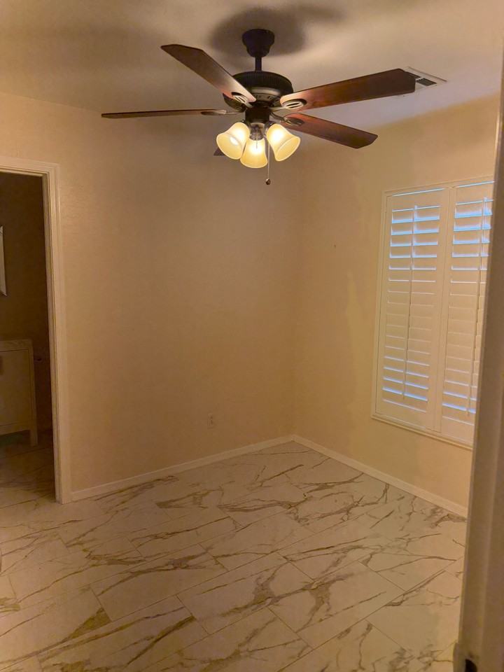 991 W Wendy Way - Photo 3 of 12