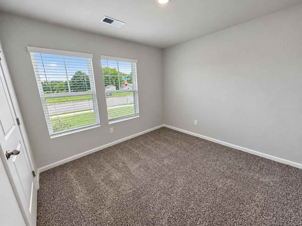 25944 Crested Lark Dr - Photo 5 of 15