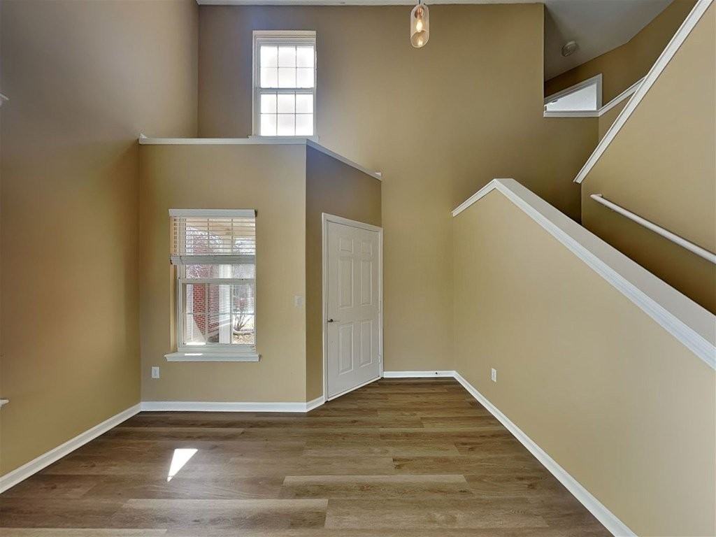 5356 Pelham Way - Photo 5 of 10
