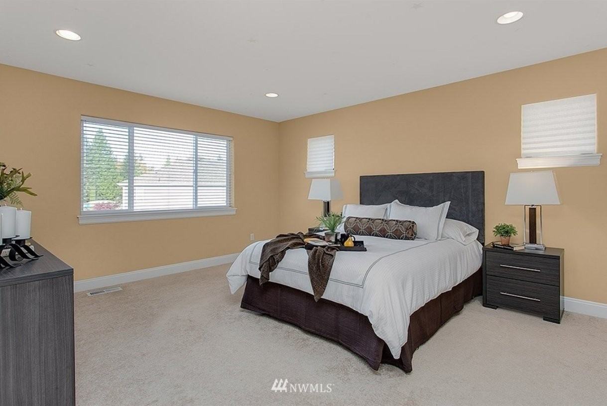 745 Duvall Pl Ne - Photo 4 of 17