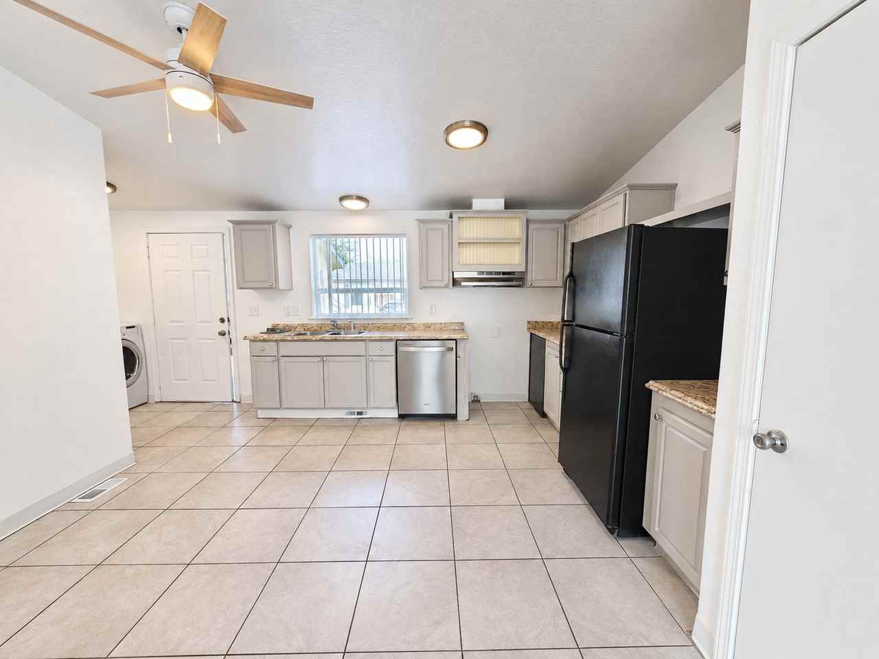 1124 Willow St #8654 - Photo 3 of 16