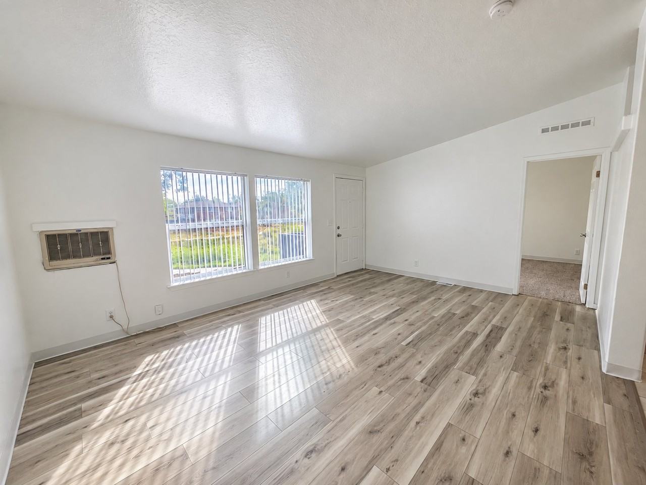 1124 Willow St #8654 - Photo 6 of 16