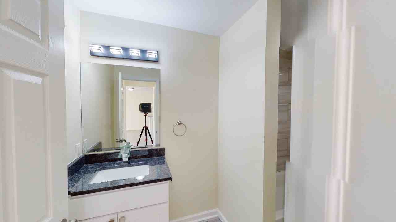 300 Broadway - Photo 6 of 28