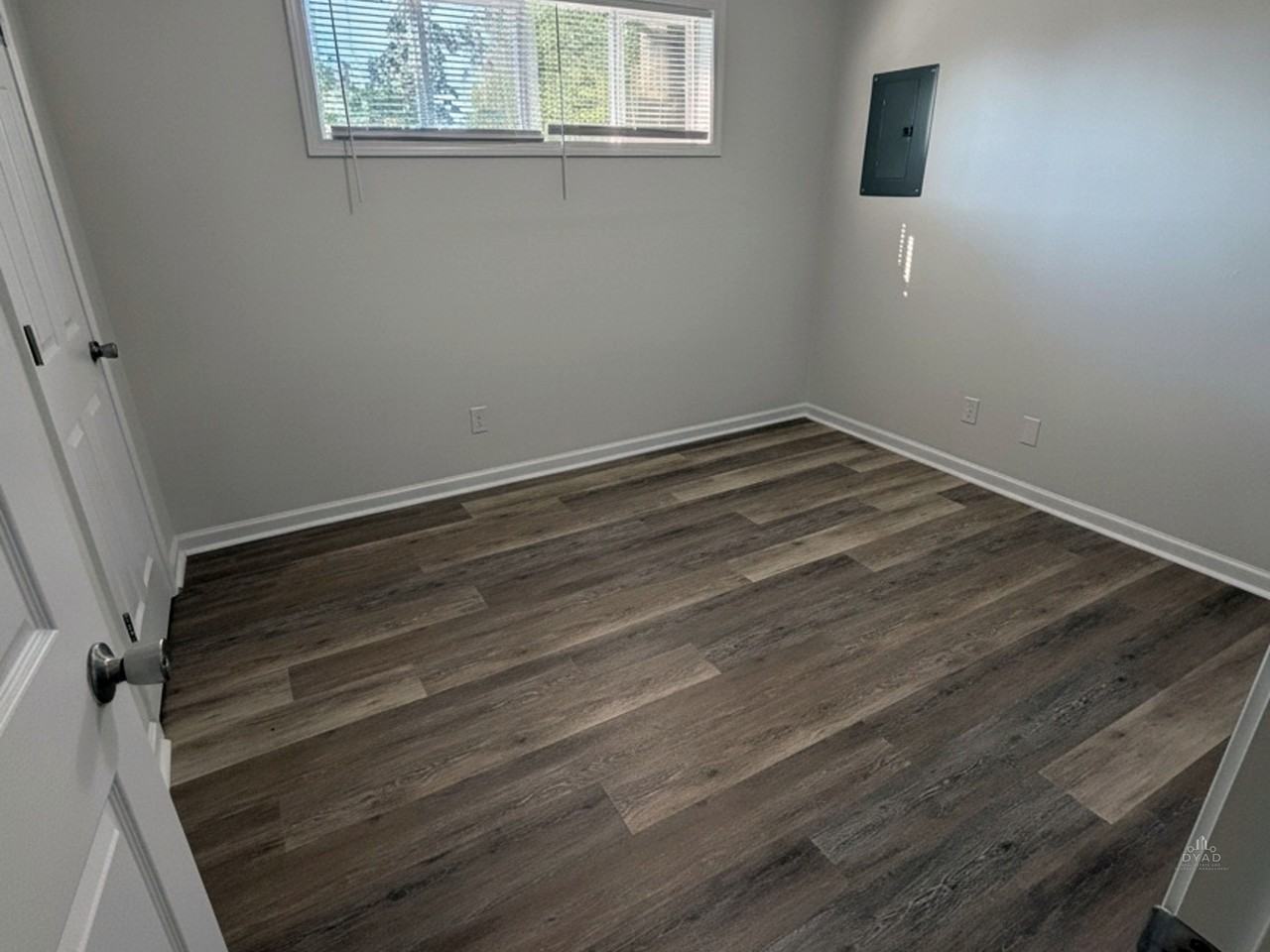 605 Lake Road - Photo 7 of 12