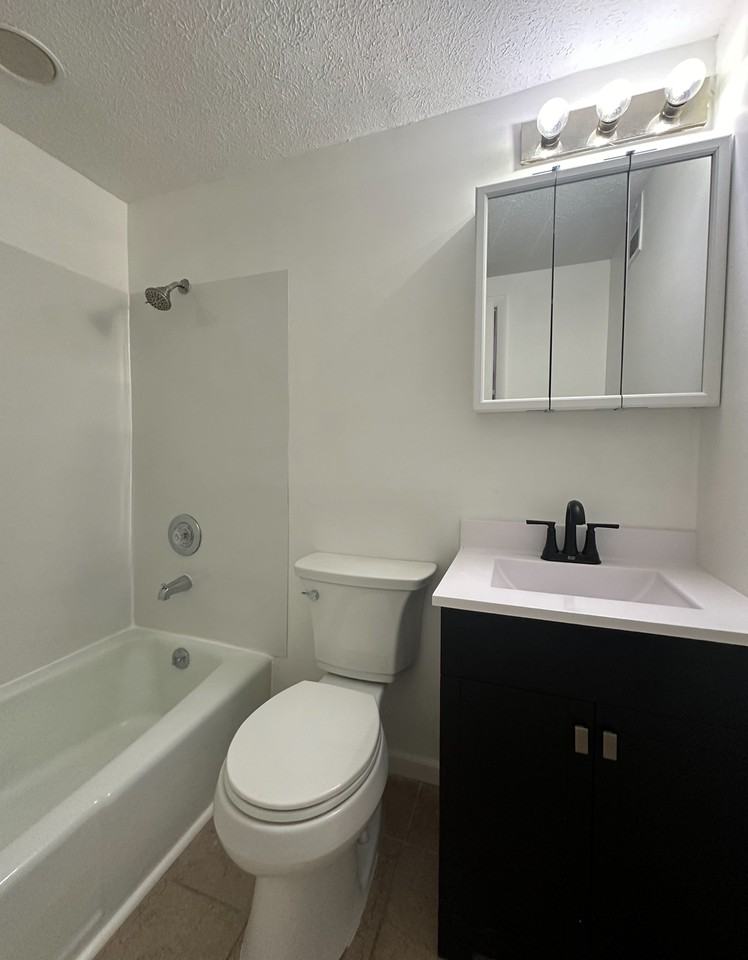 1600 South 6th Street - Photo 6 of 12