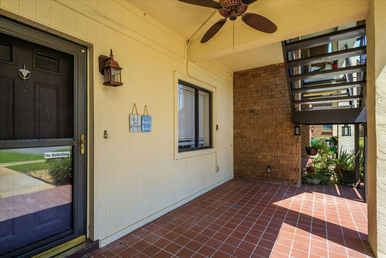 540 Belltower Avenue, Unit J-1 - Photo 4 of 17