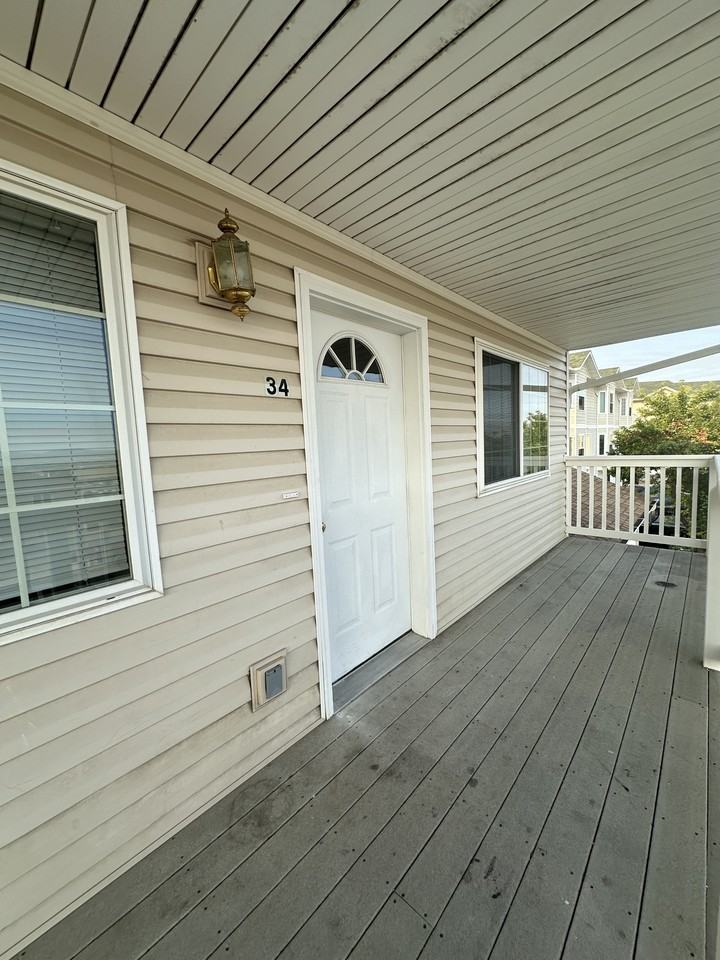 34 Starbuck Ct. - Photo 2 of 27