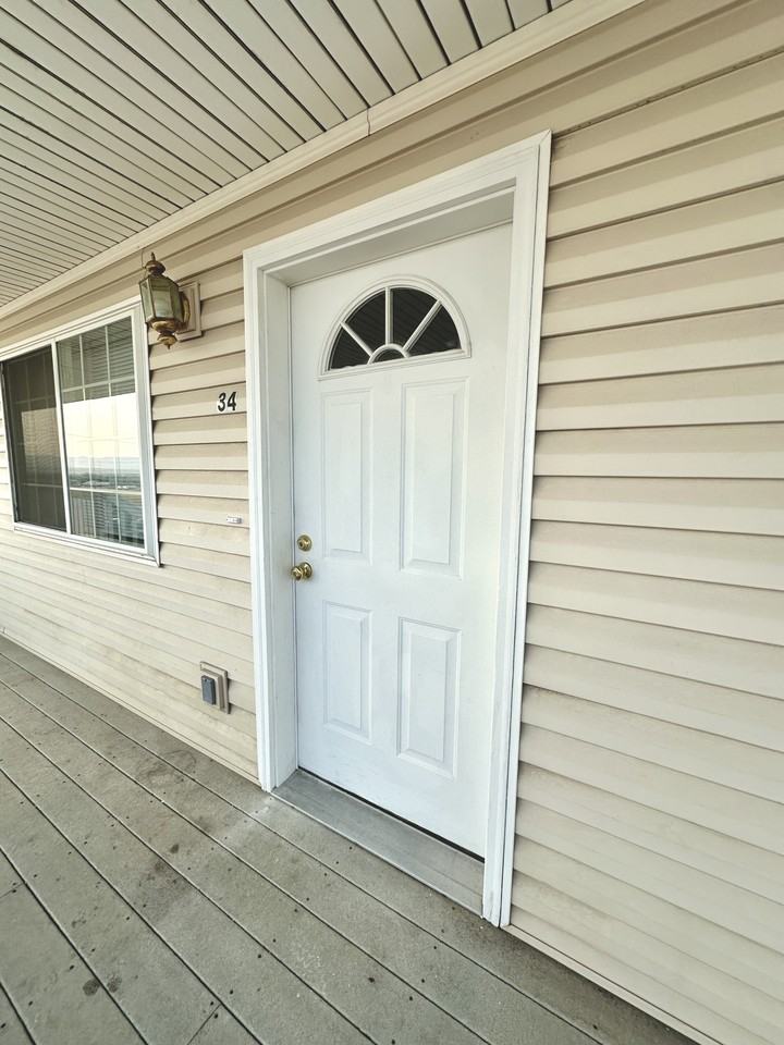 34 Starbuck Ct. - Photo 3 of 27