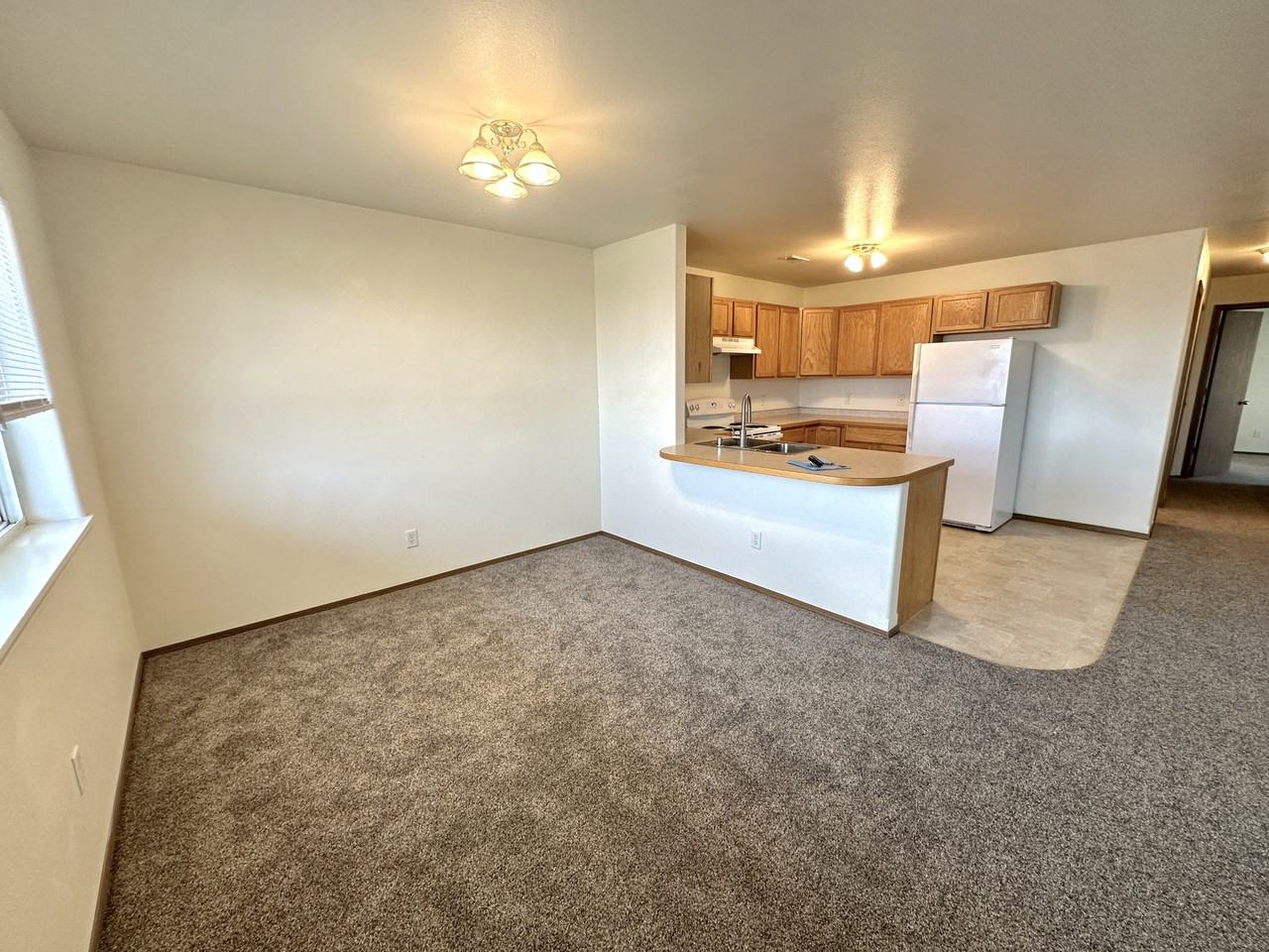 34 Starbuck Ct. - Photo 5 of 27