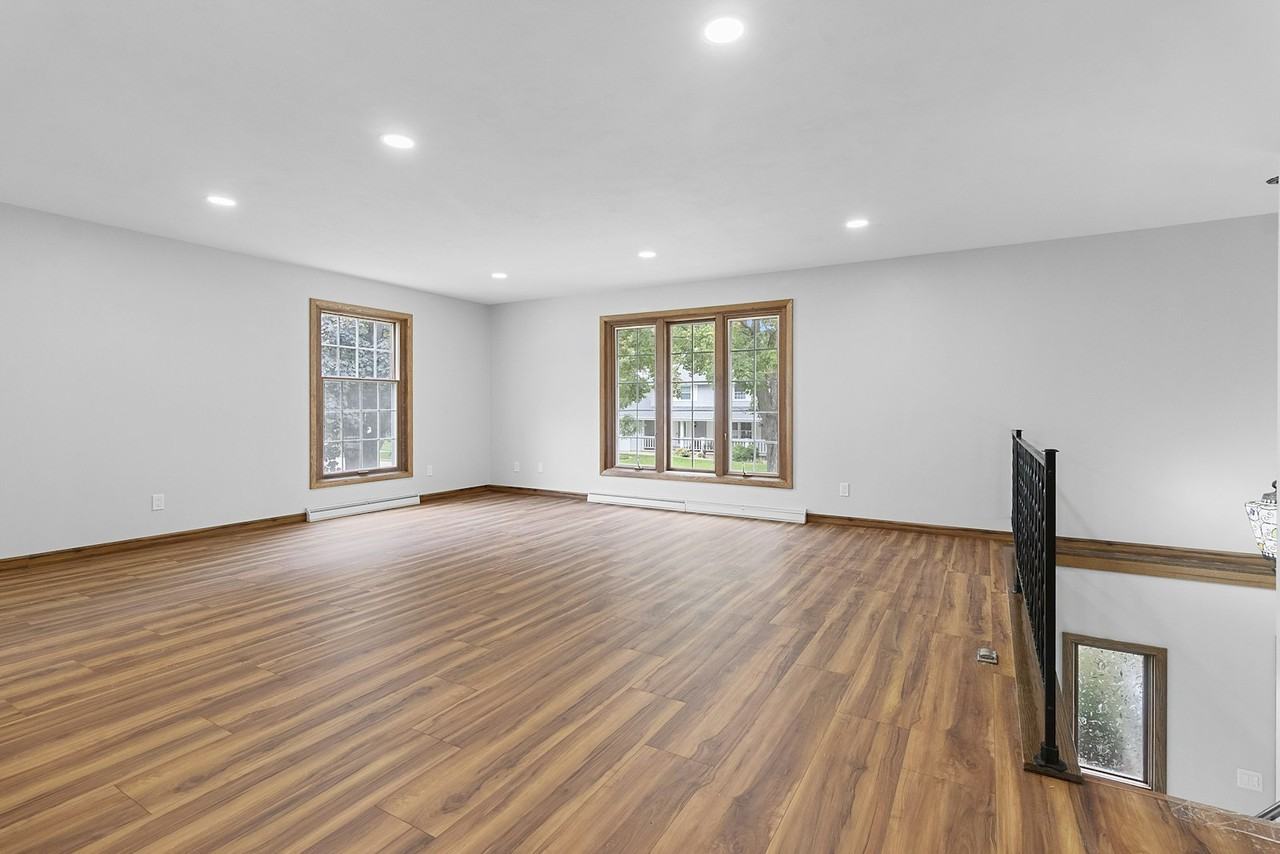 1742 North Douglas Street - Photo 5 of 39