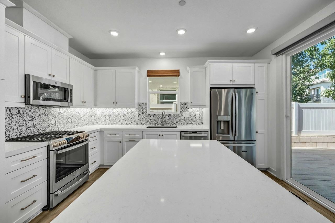 255 Siena - Photo 5 of 19
