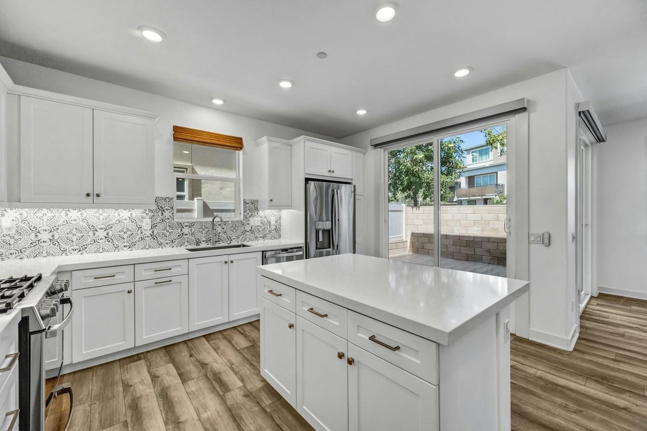 255 Siena - Photo 6 of 19