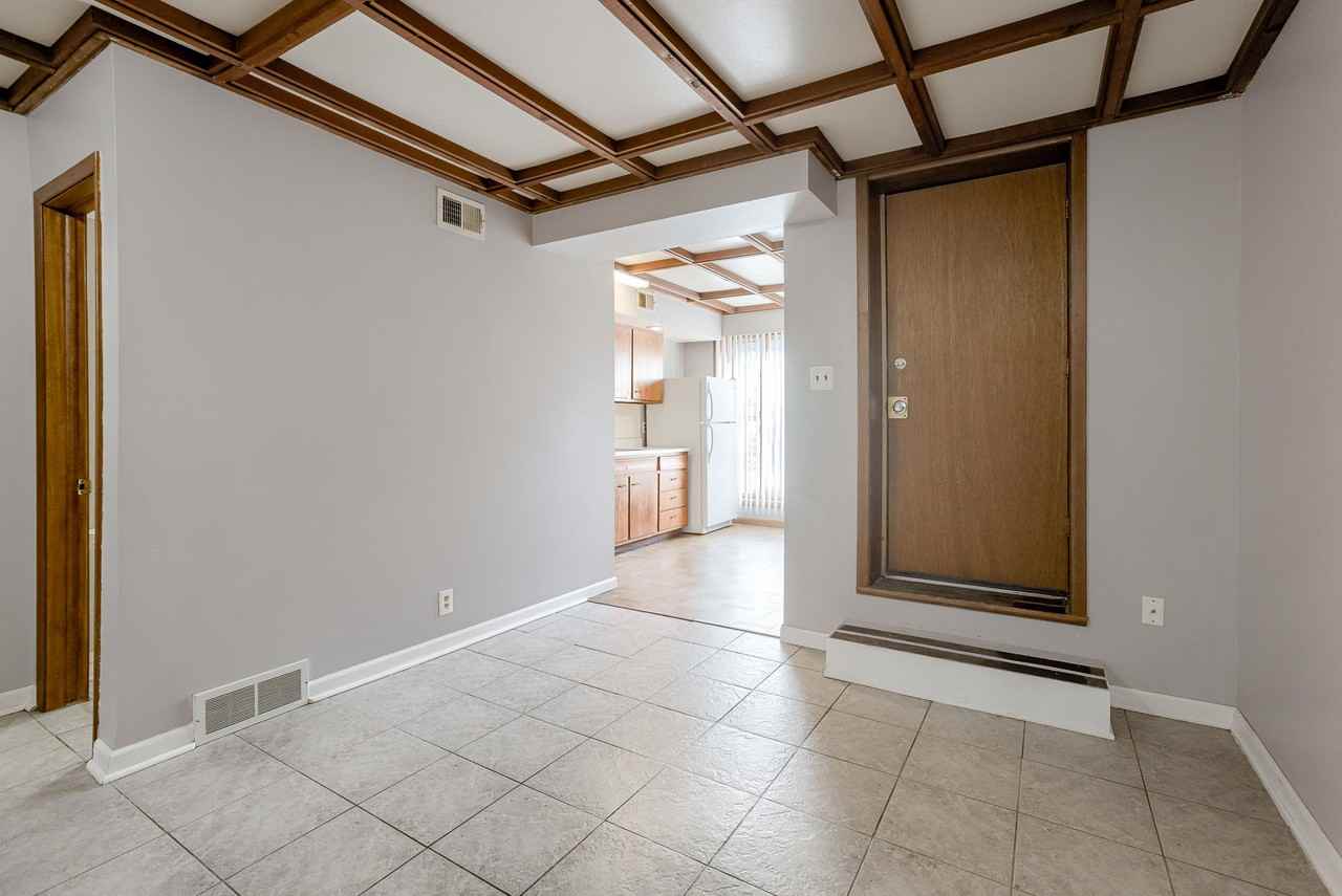 115 South 38th Street - Photo 4 of 14