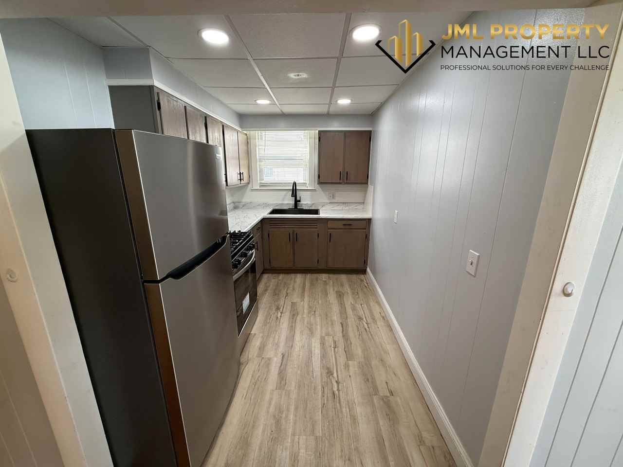 197 Tripp Street - Photo 6 of 7